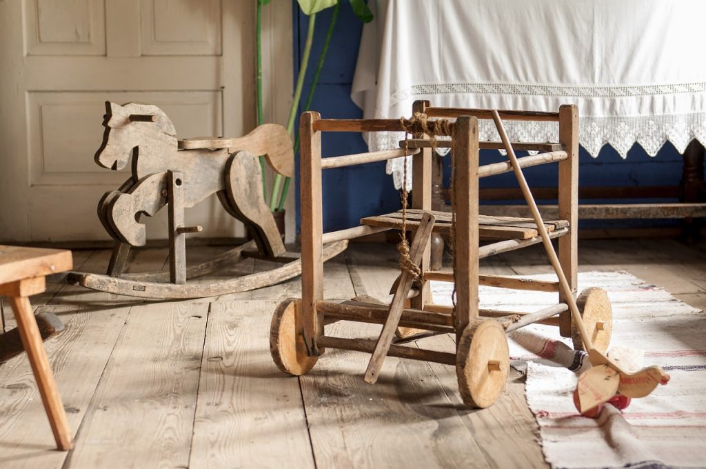 Décoration et mobilier pour la chambre de votre enfant : tipi et cabane !